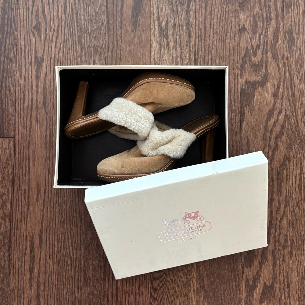 Vintage Coach heels - Picture 9 of 9